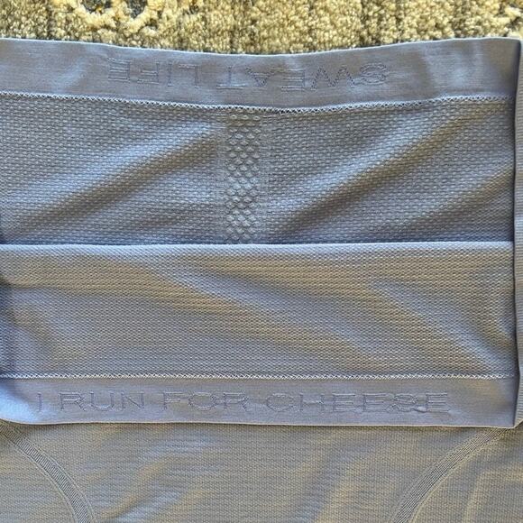 Lululemon Swiftly Tech Racerback Tank Top Size 10 Hydrangea Blue - Picture 10 of 11